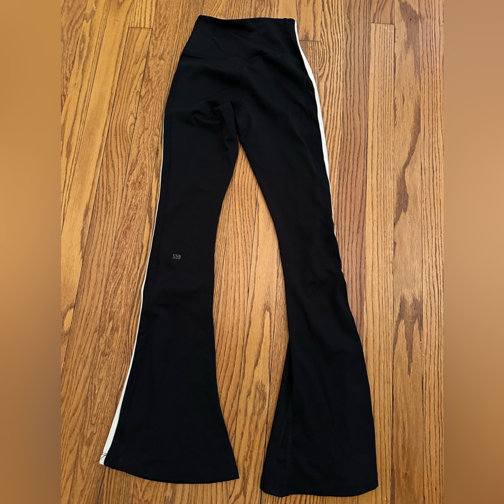 Rachel High waist Flared Legginf by SPLIT
